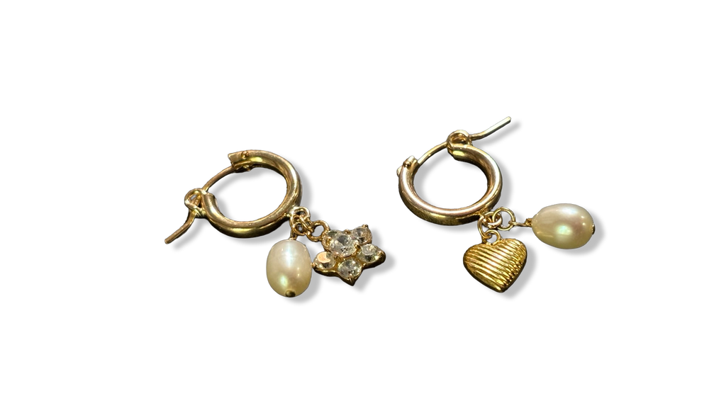 Mini créoles goldfilled, fleur en strass, cœur et perles