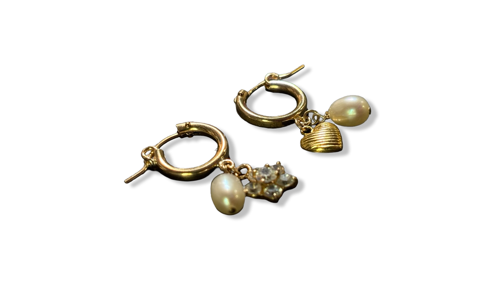 Mini créoles goldfilled, fleur en strass, cœur et perles