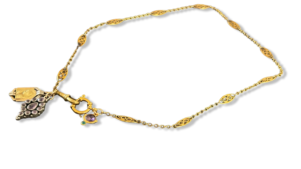 Collier filigrane, Sainte Marie et Améthystes