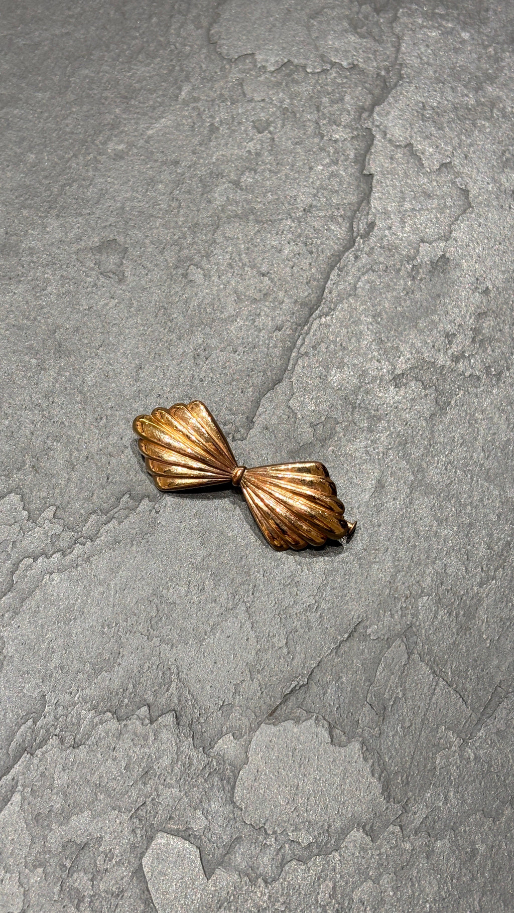 Broche en noeud Art Deco
