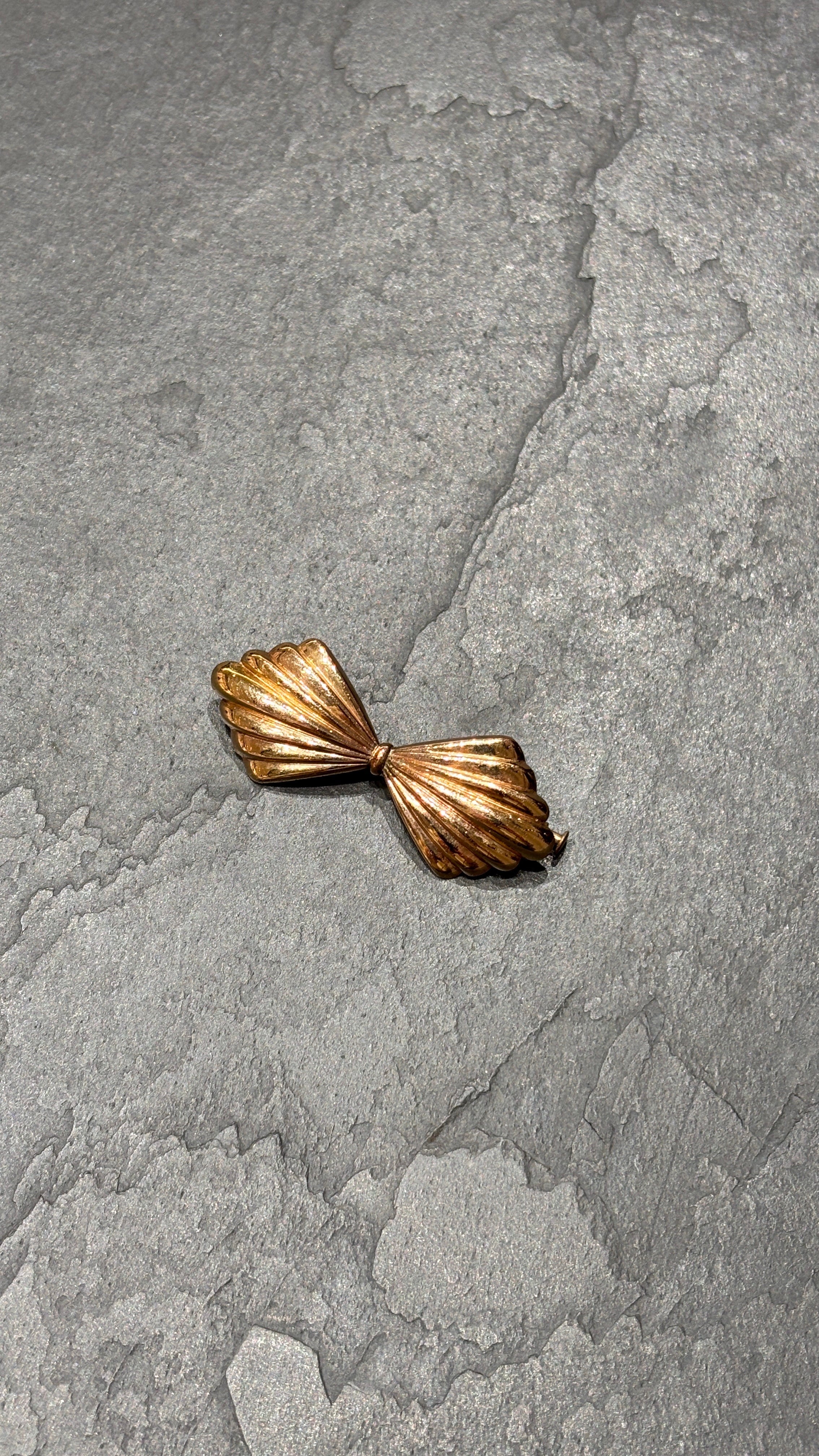 Broche en noeud Art Deco