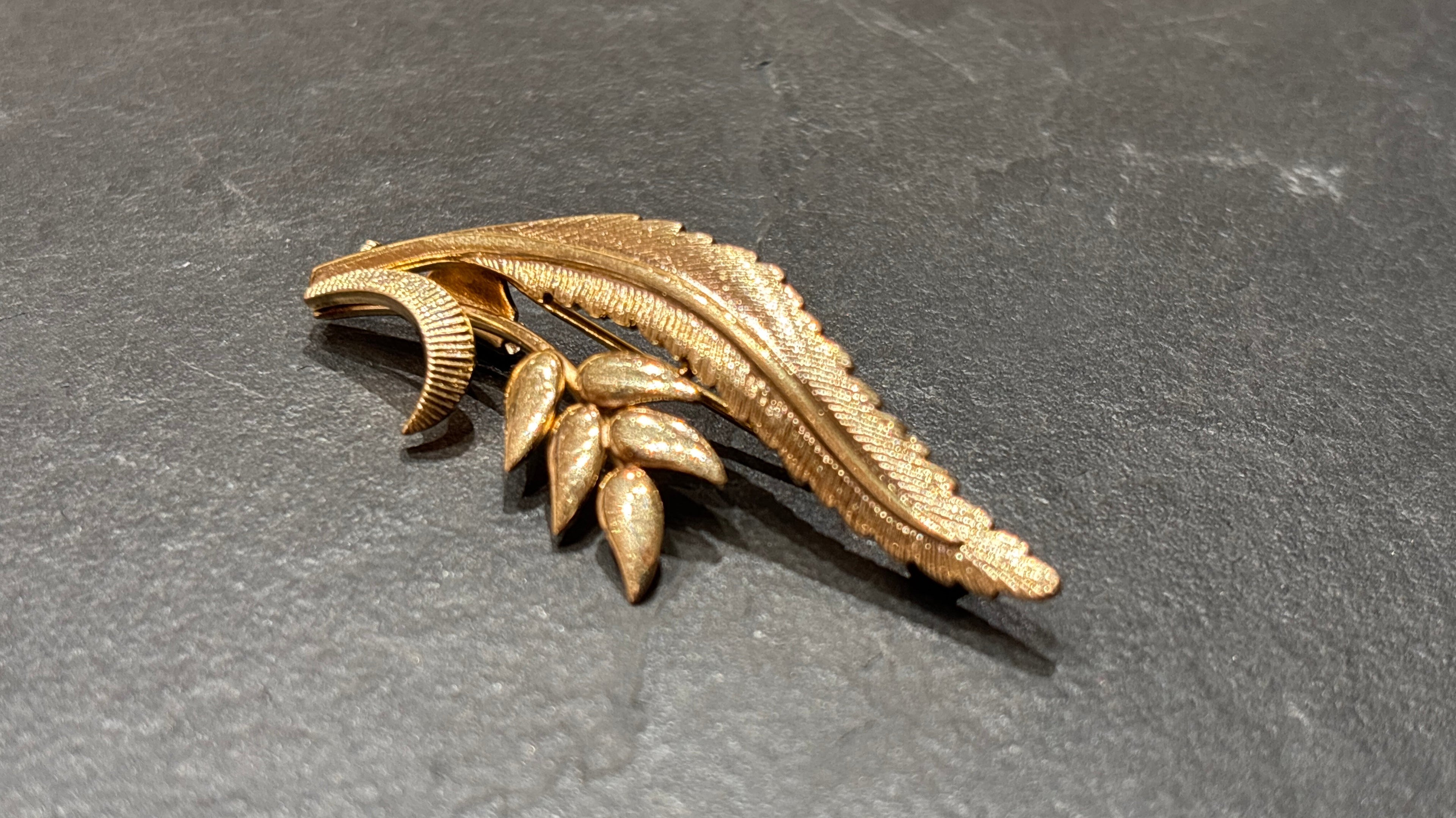 Broche ancienne plaquée or