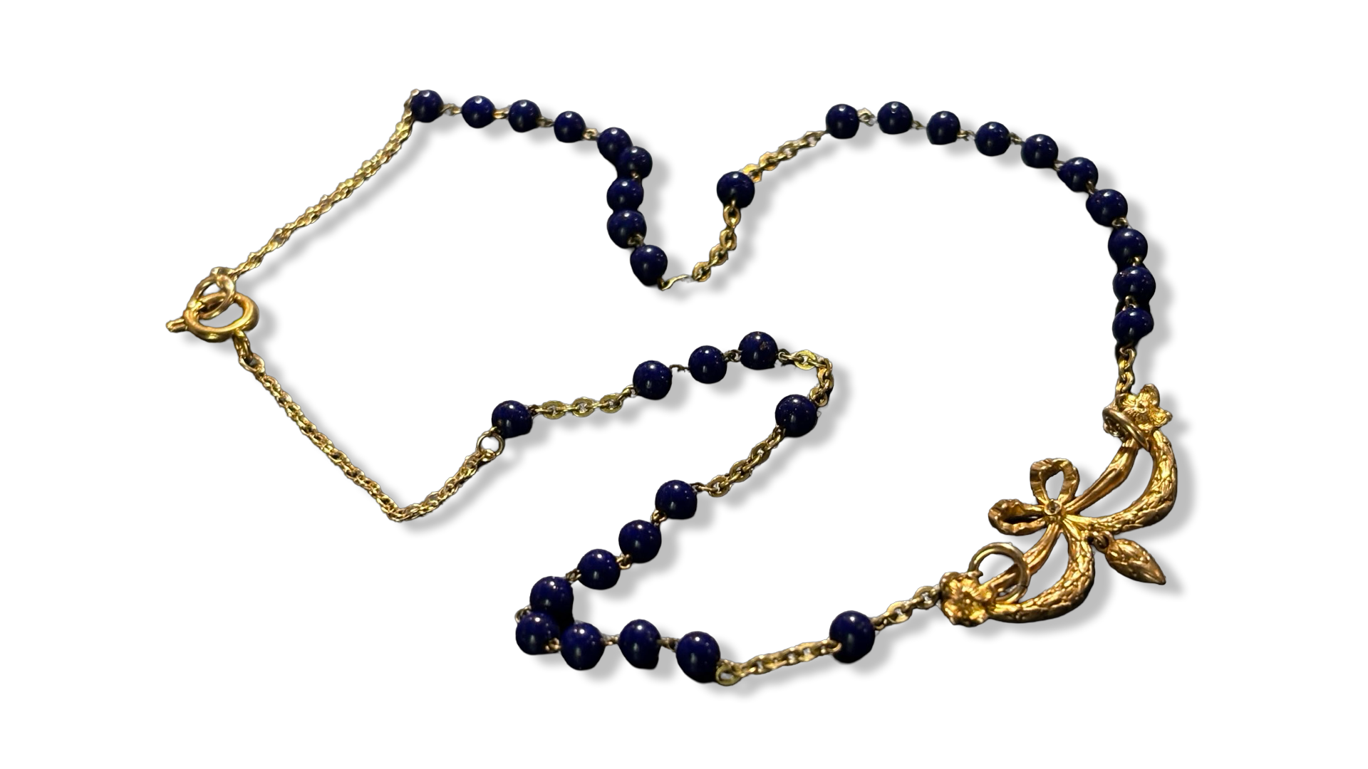 Collier chapelet bleu et motif 18e