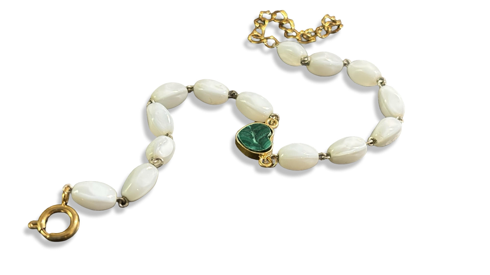 Bracelet chapelet blanc et cœur de malachite