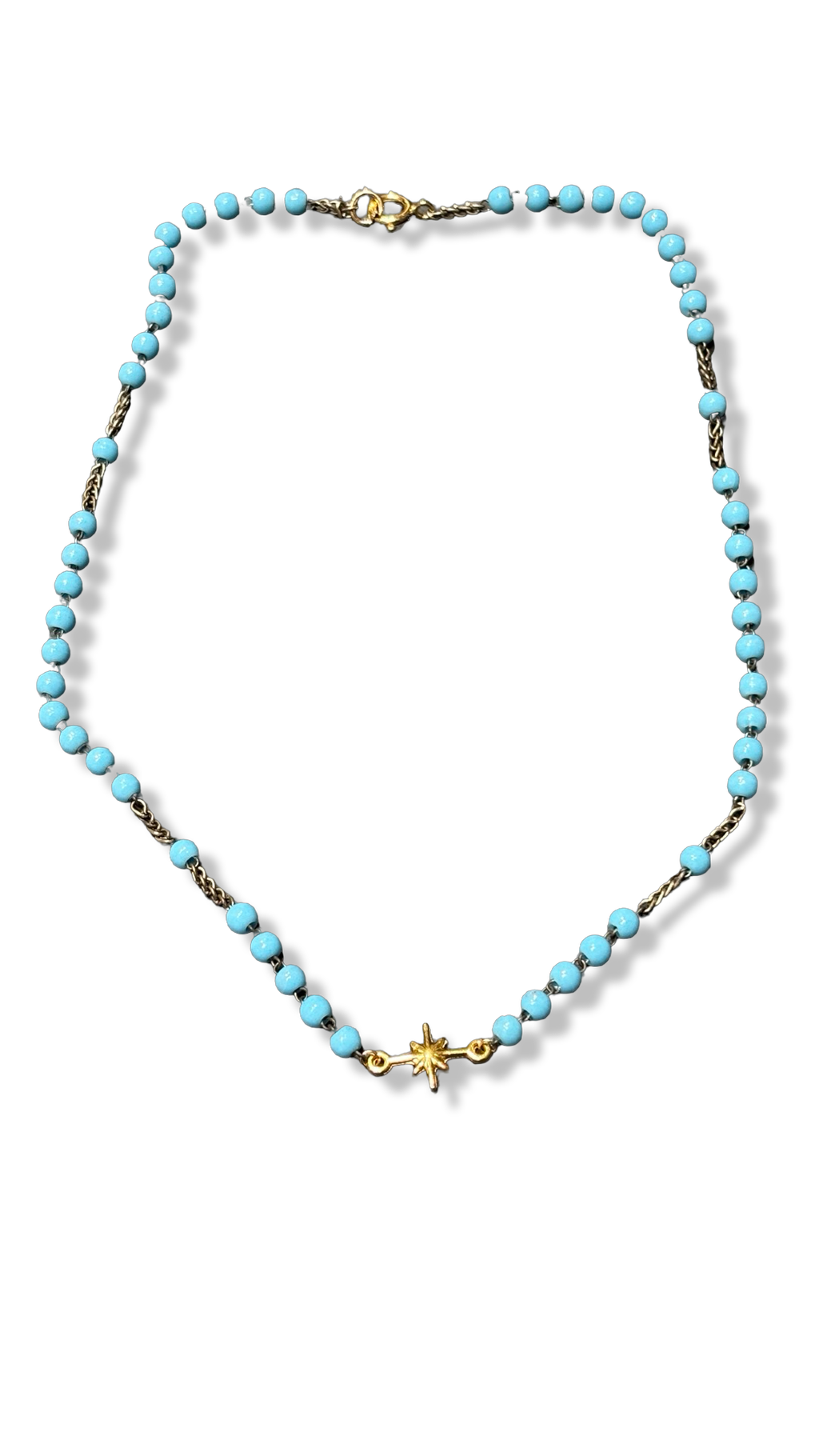 Collier chapelet turquoise et étoile plaquée or