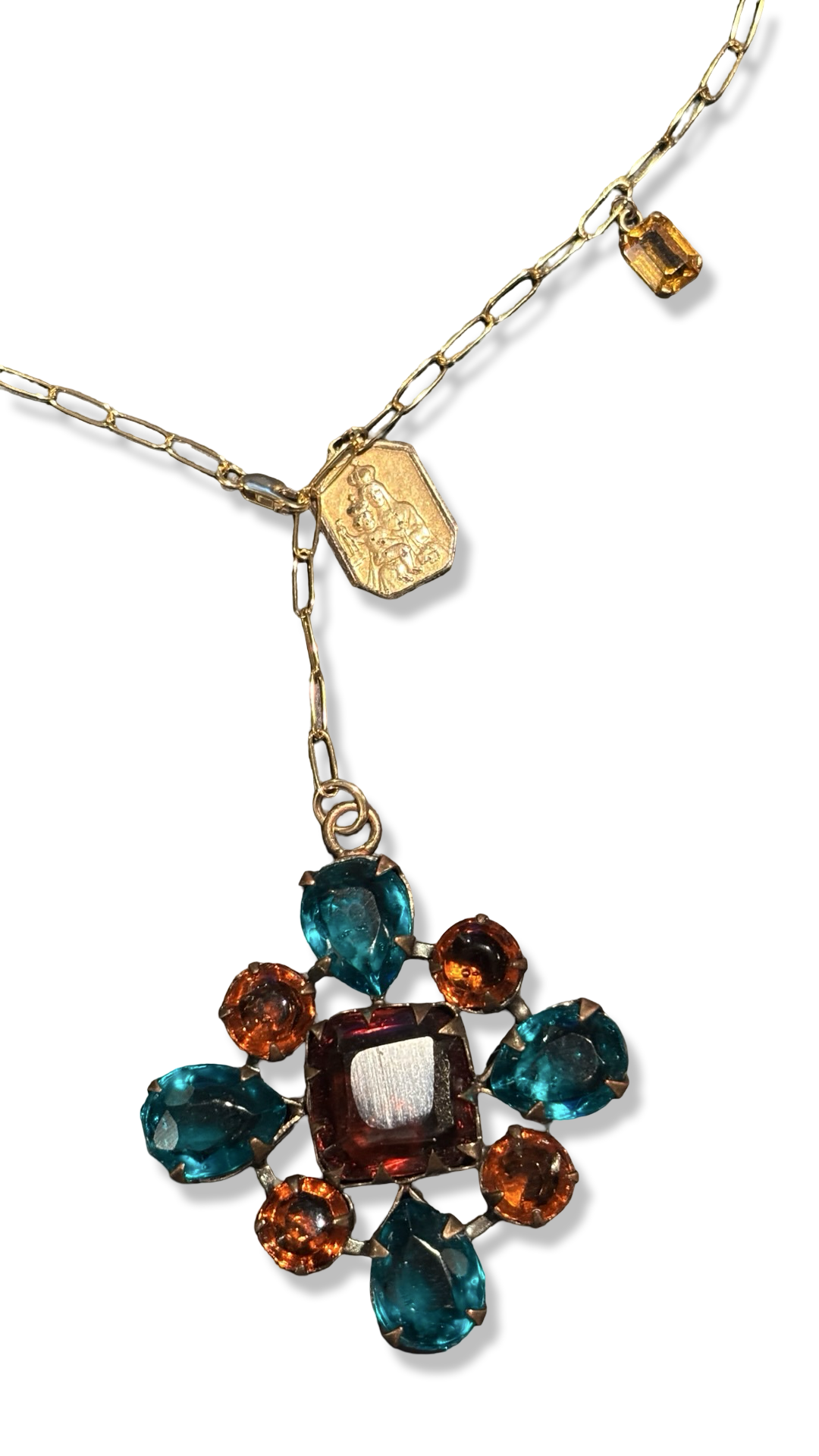 Collier lasso upcyclé, médaille de la Vierge et croix byzantine