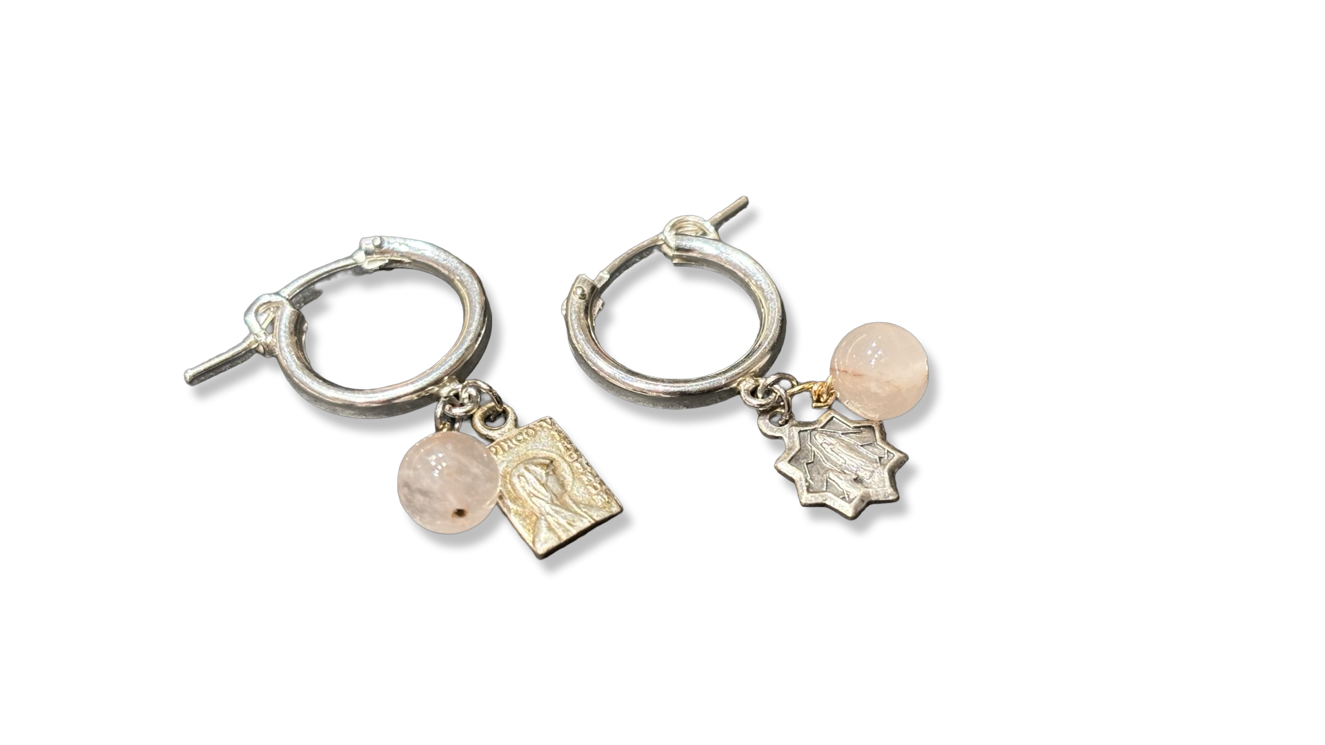 Mini créoles argent, quartz rose et médailles