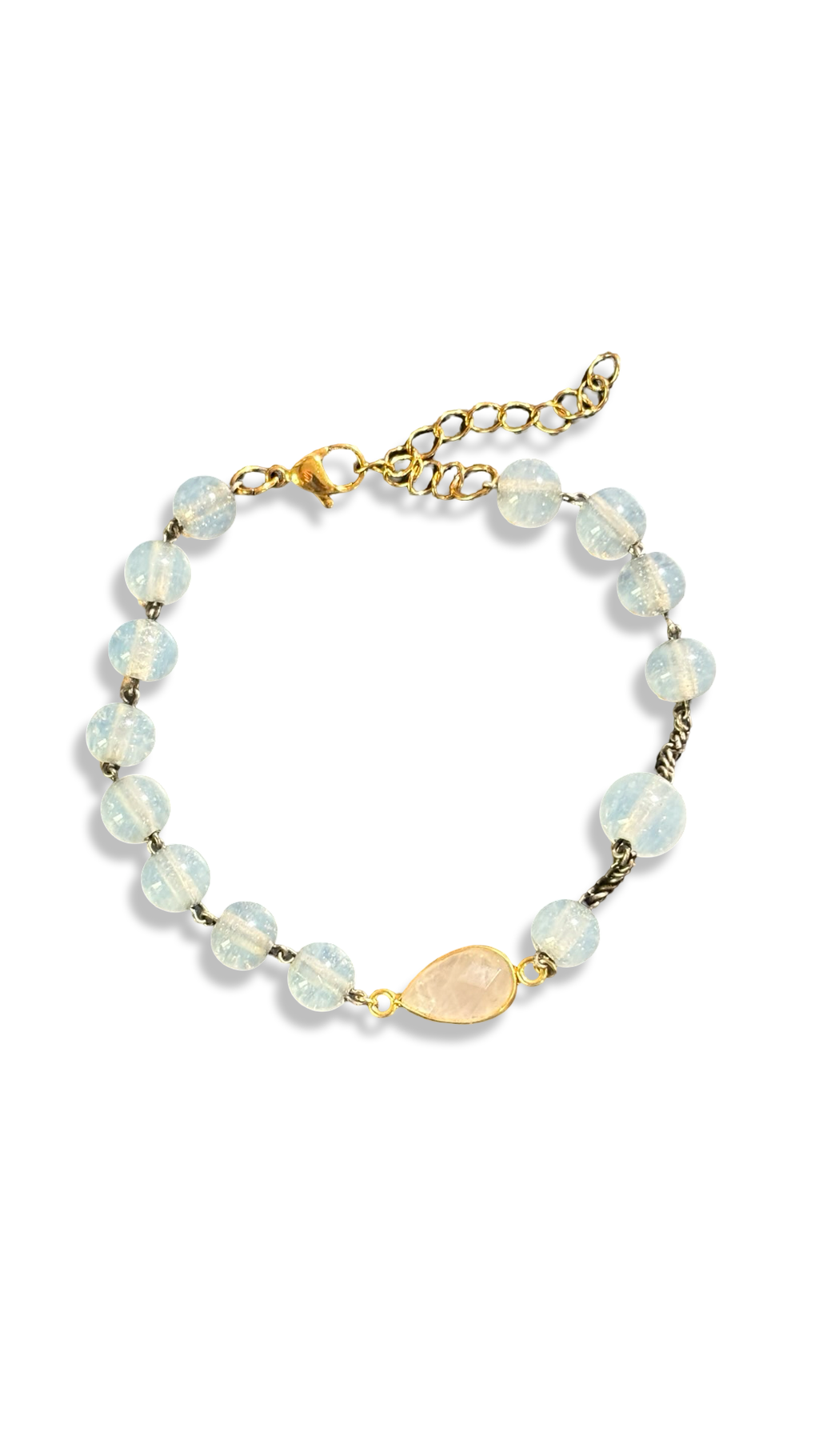 Bracelet chapelet blanc et goutte de quartz pêche