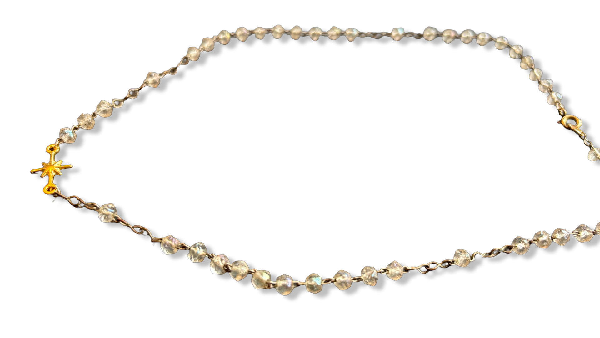 Collier chapelet en perles de verre et étoile