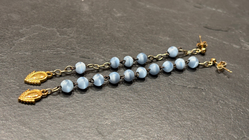 Pendants chapelet bleu et médaillons