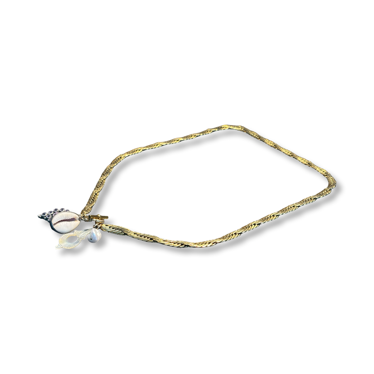 Collier chaîne ancienne , améthyste, motif de nacre et coquillage