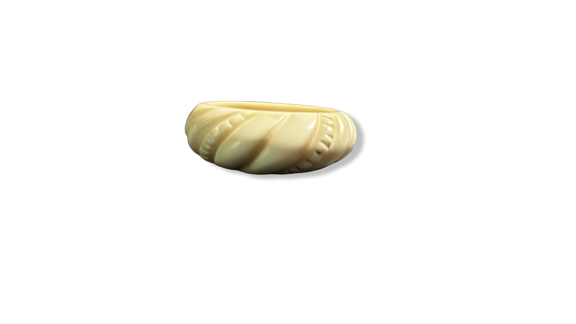 Bague en os