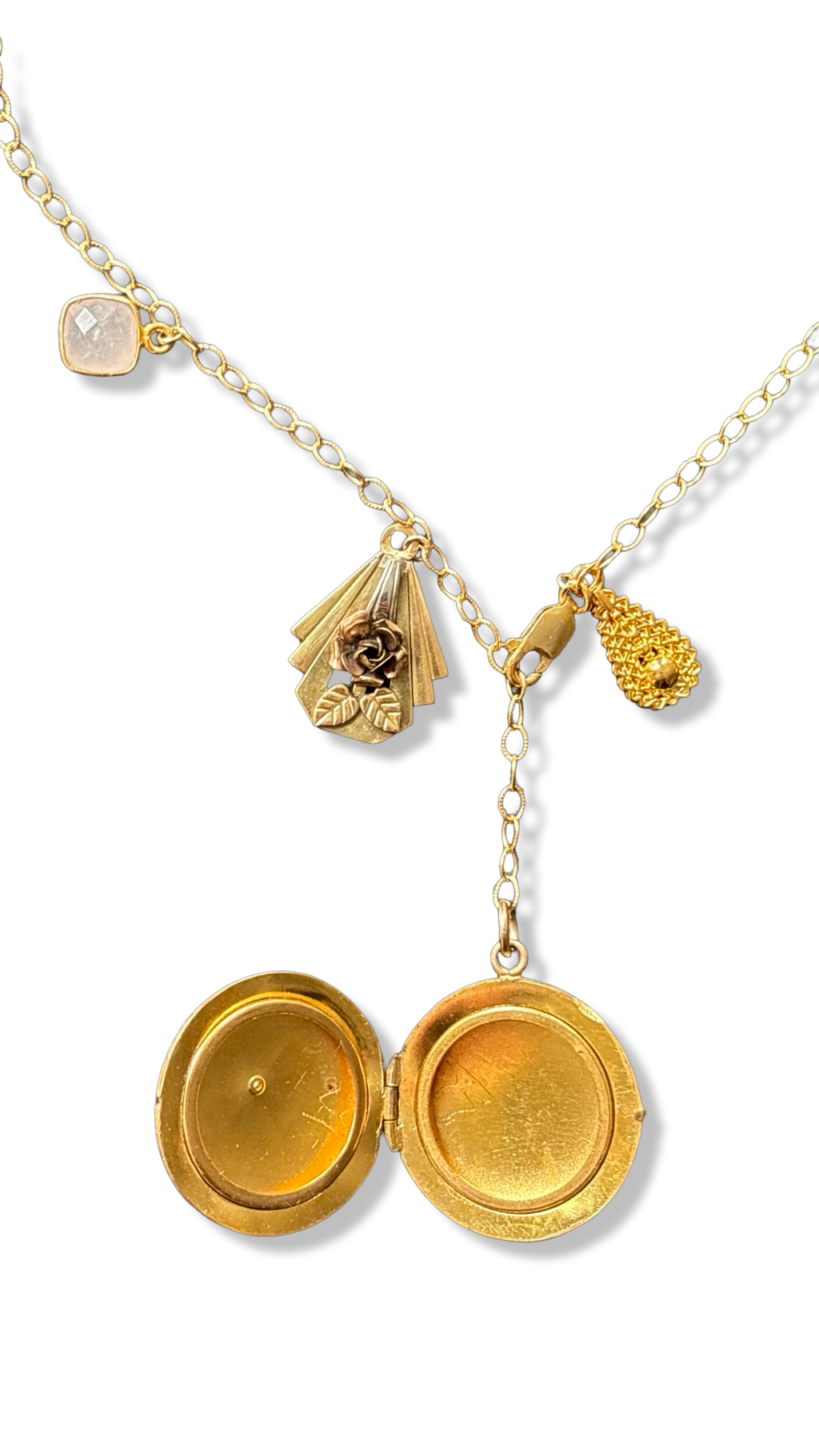 Collier lasso, médaillon a secret et pendentif Art Deco