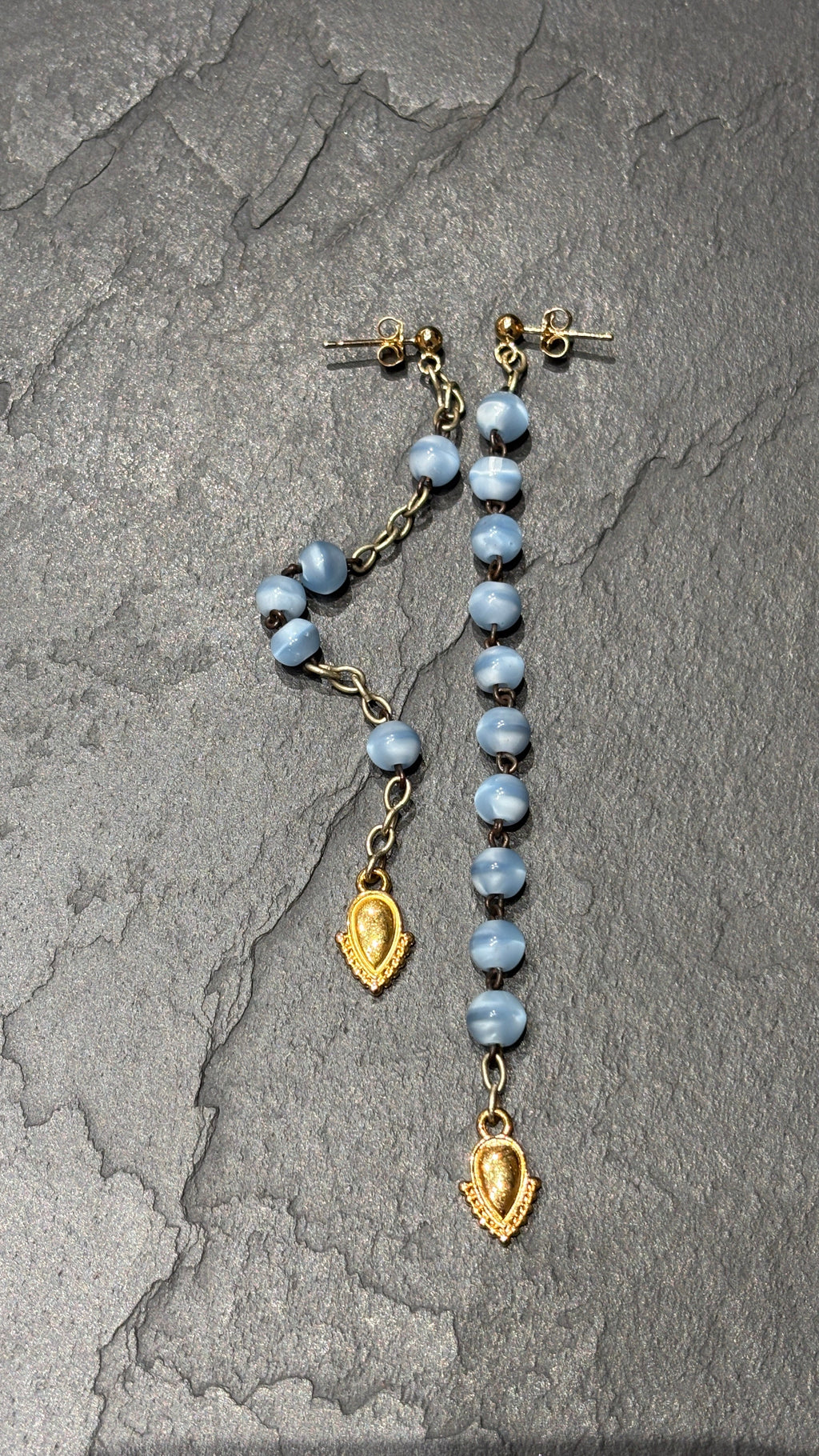 Pendants chapelet bleu et médaillons