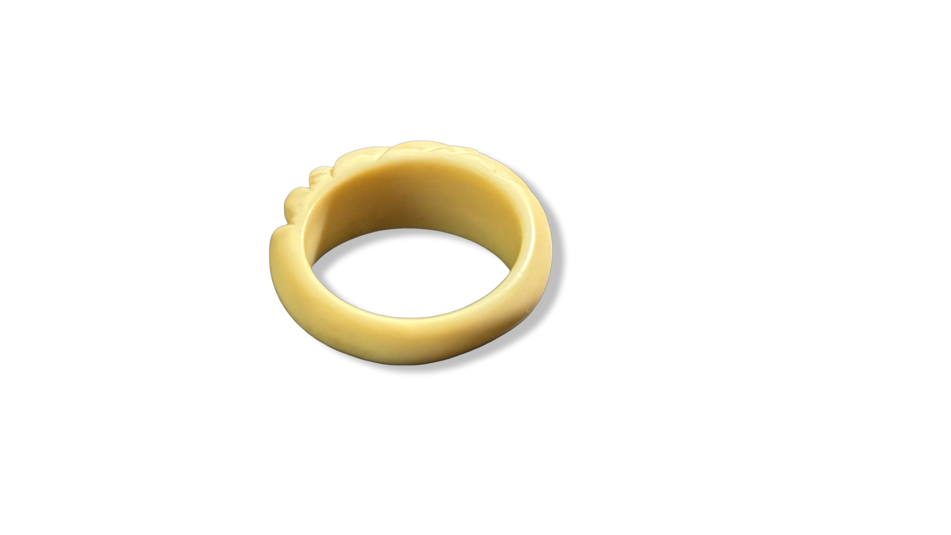 Bague en os