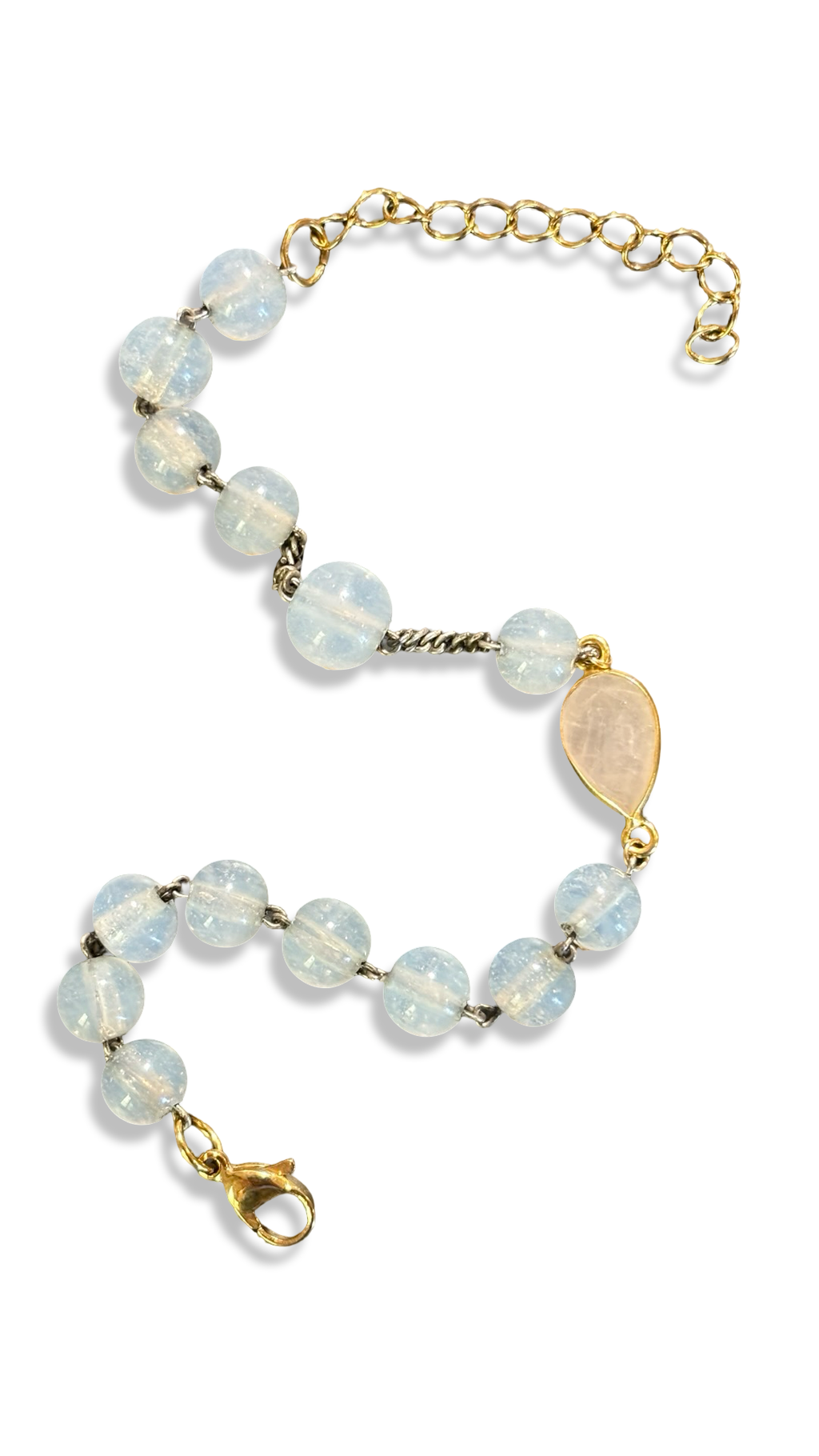 Bracelet chapelet blanc et goutte de quartz pêche