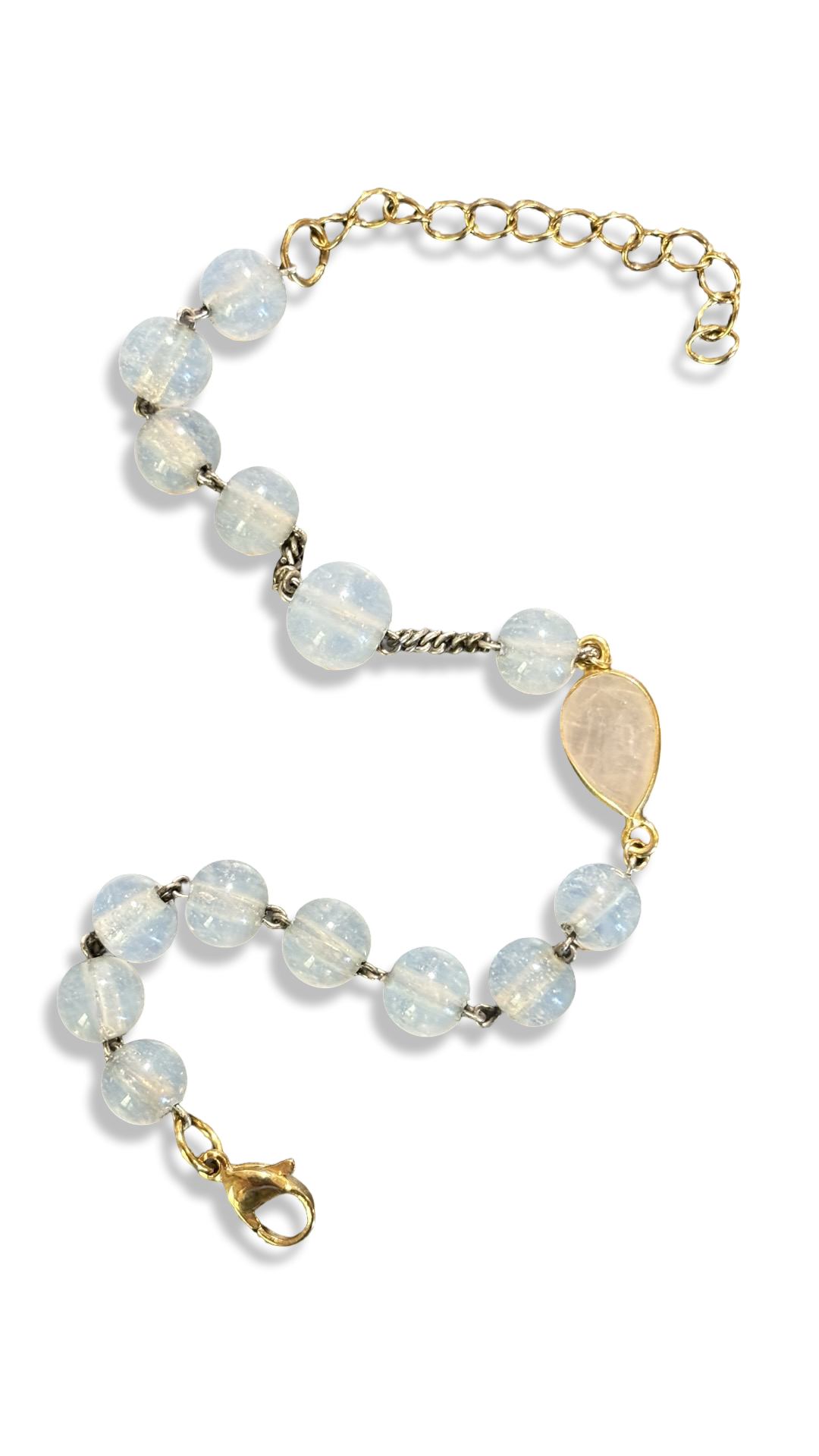 Bracelet chapelet blanc et goutte de quartz pêche