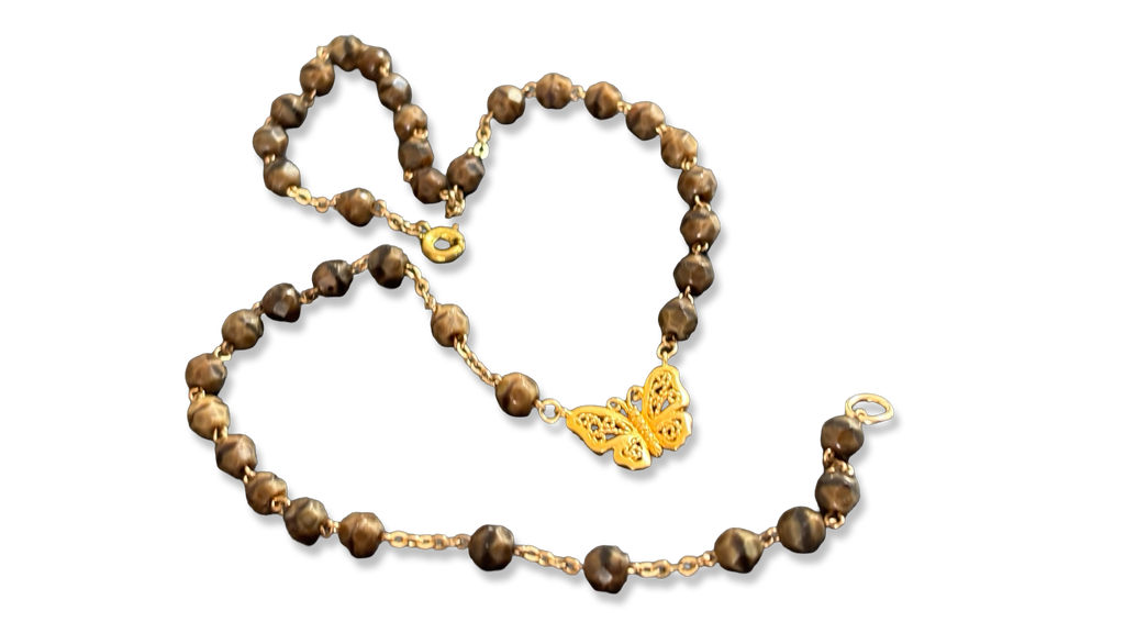 Collier chapelet œil de chat et papillon