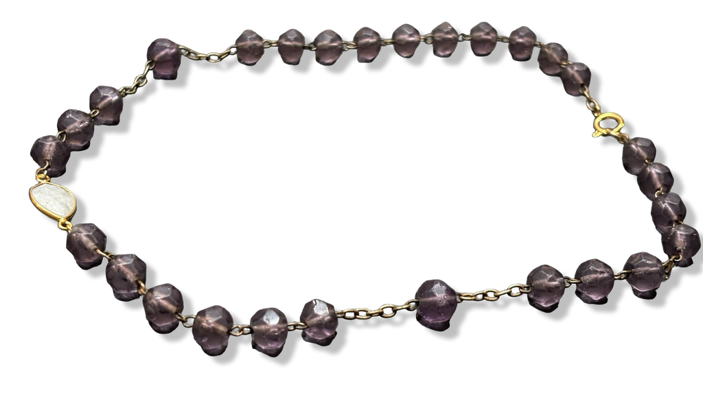 Collier chapelet en perles de verre mat violettes et Pierre de Lune
