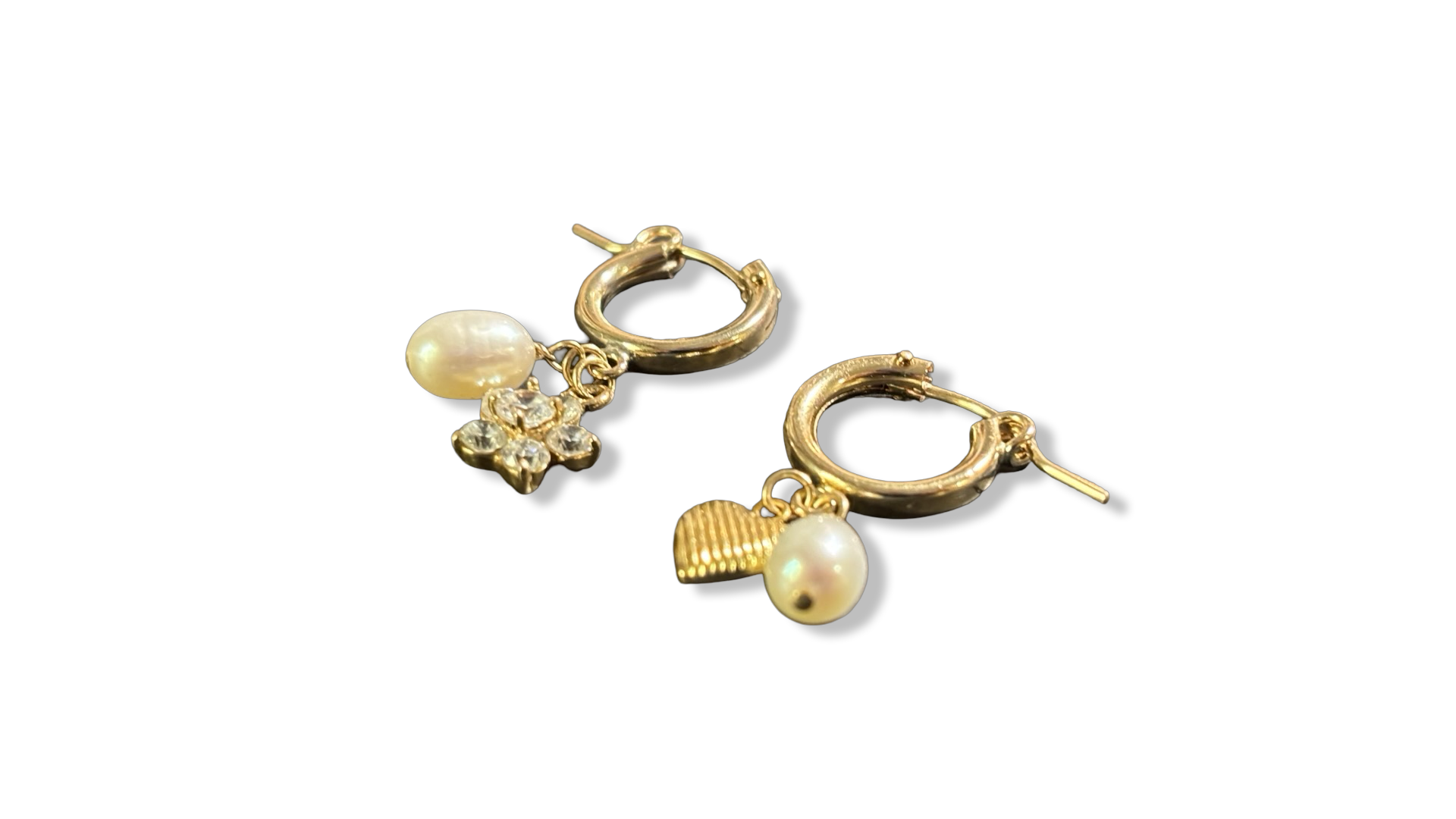 Mini créoles goldfilled, fleur en strass, cœur et perles