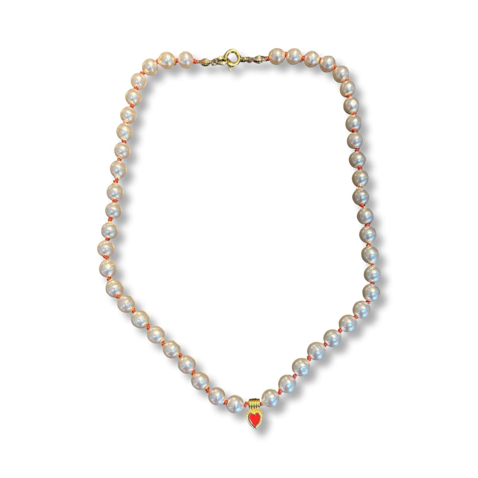 Collier de perles fantaisies anciennes et cœur émaillé