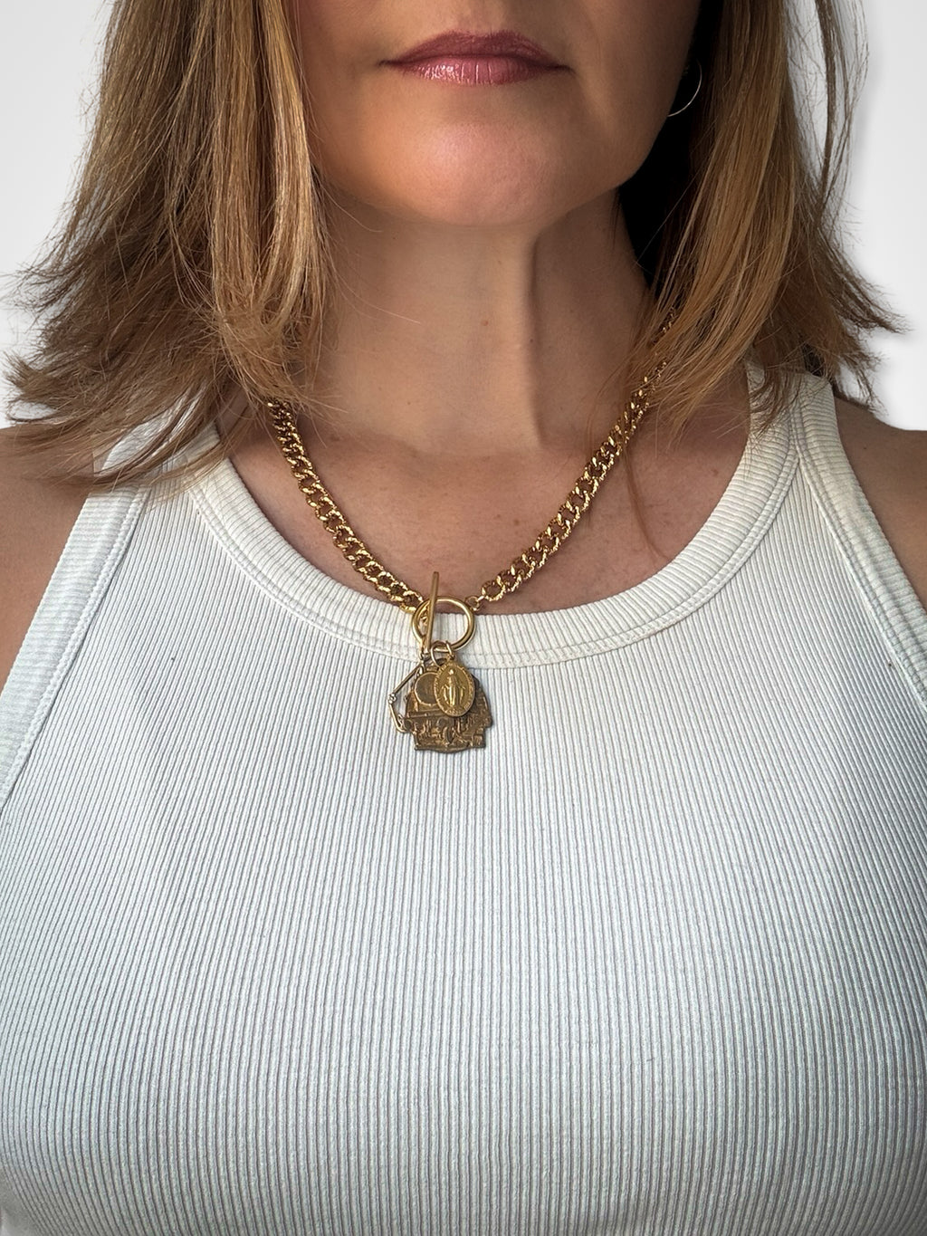 Collier chaîne diamantée , médaille des Chemins de Fer et Médaille Miraculeuse