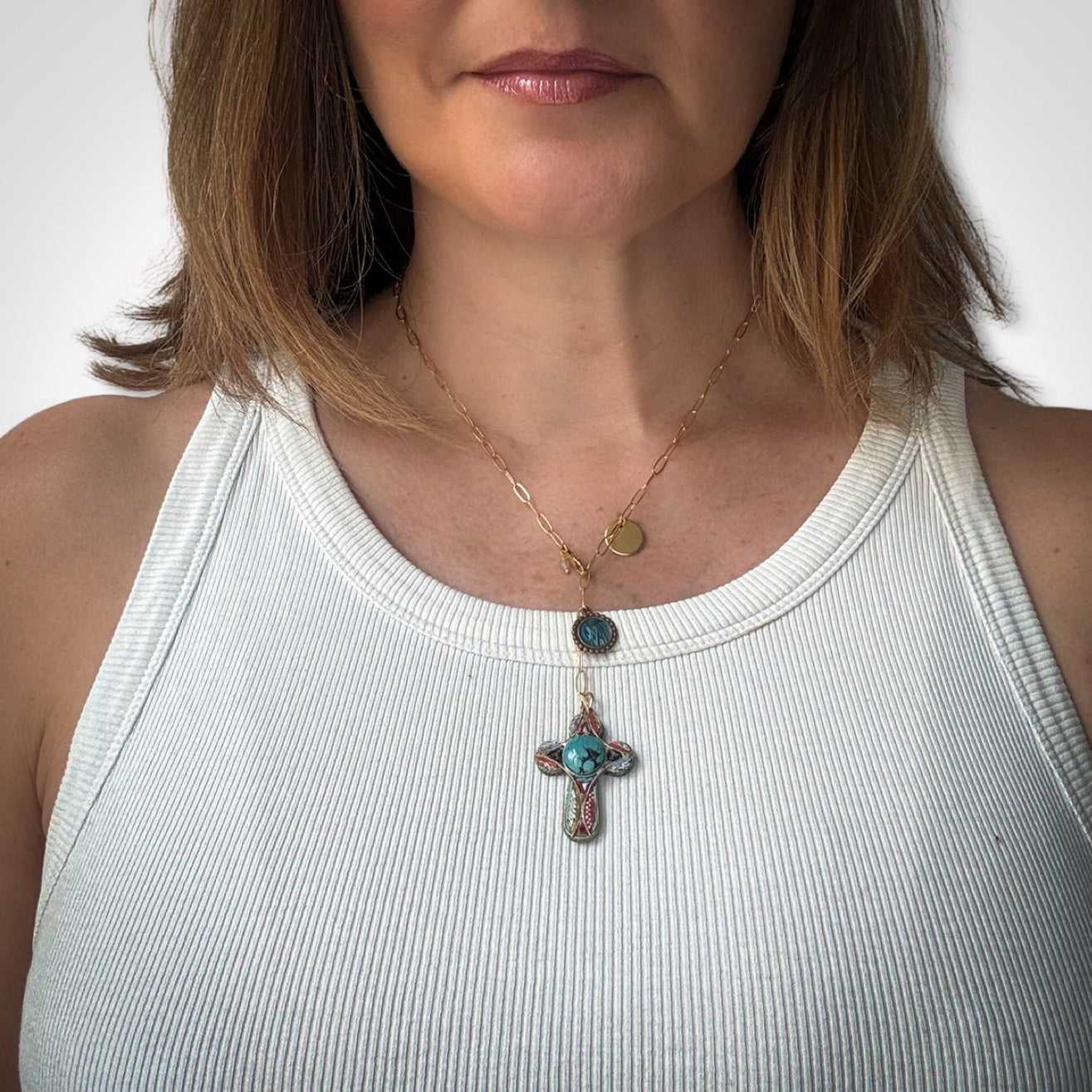 Collier lasso et croix italienne et turquoise