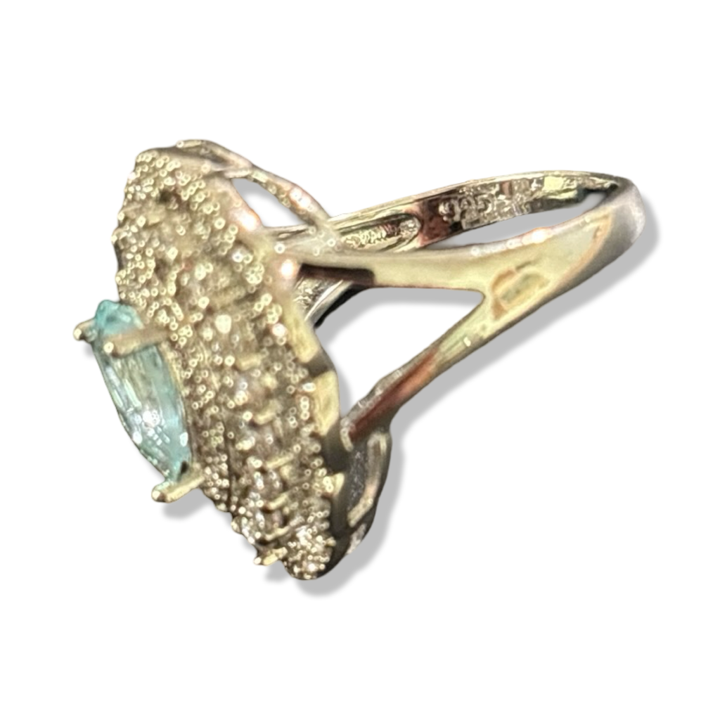 Bague en argent et aigue marine