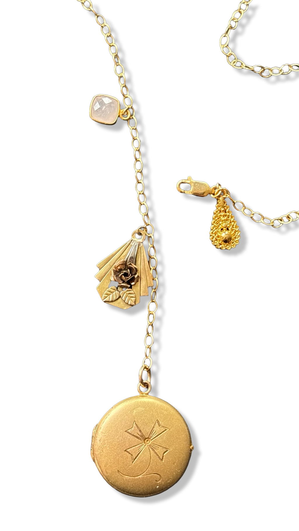 Collier lasso, médaillon a secret et pendentif Art Deco
