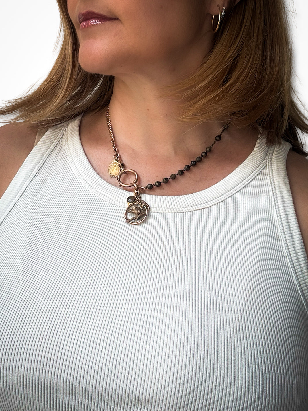 Collier chaîne de montre, chapelet et médaille au chien