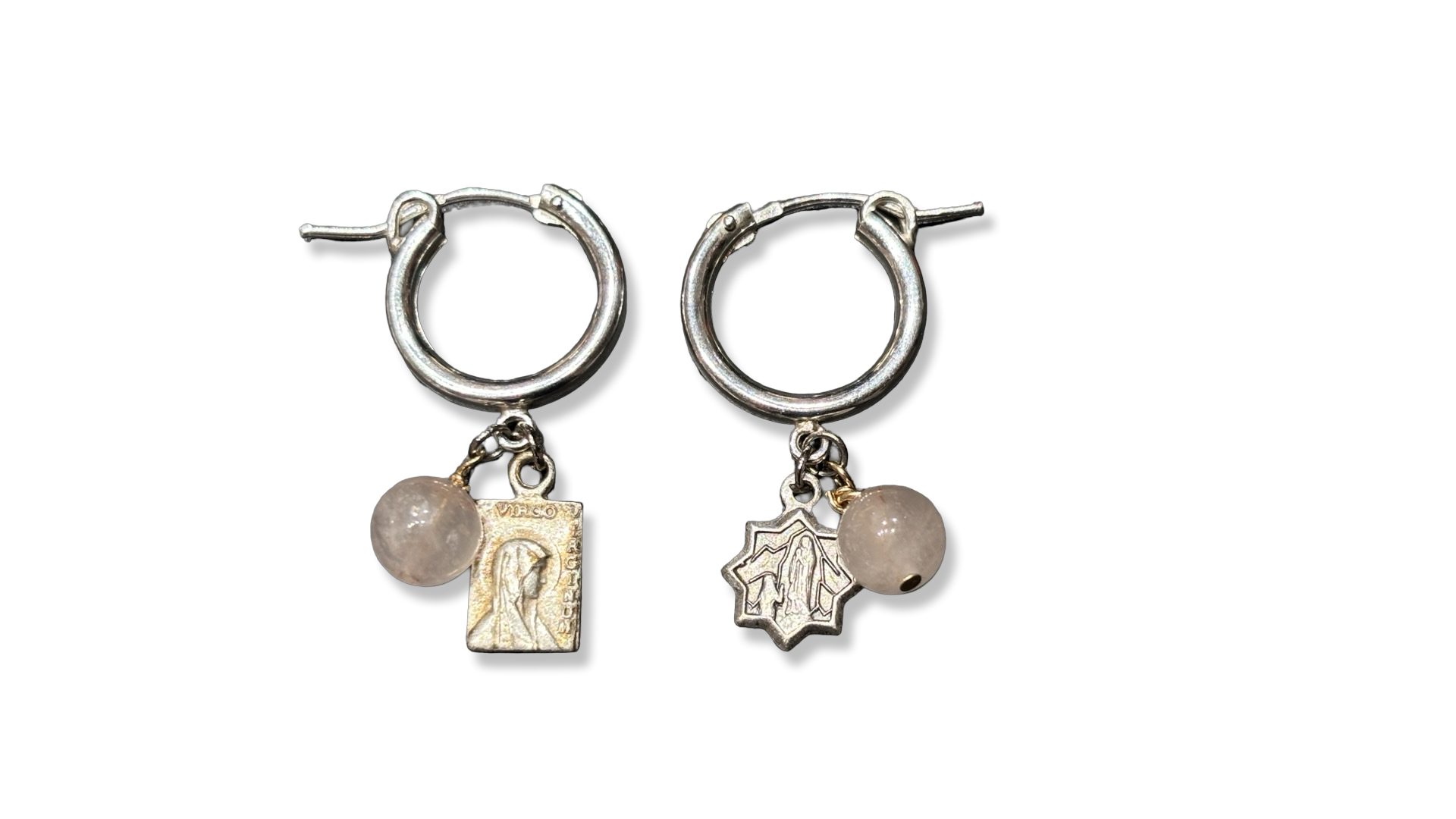 Mini créoles argent, quartz rose et médailles
