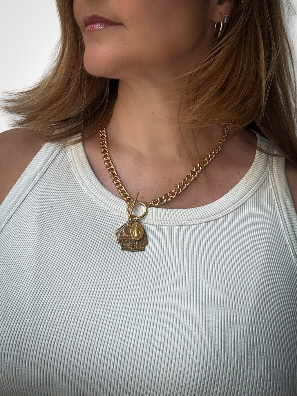 Collier chaîne diamantée , médaille des Chemins de Fer et Médaille Miraculeuse