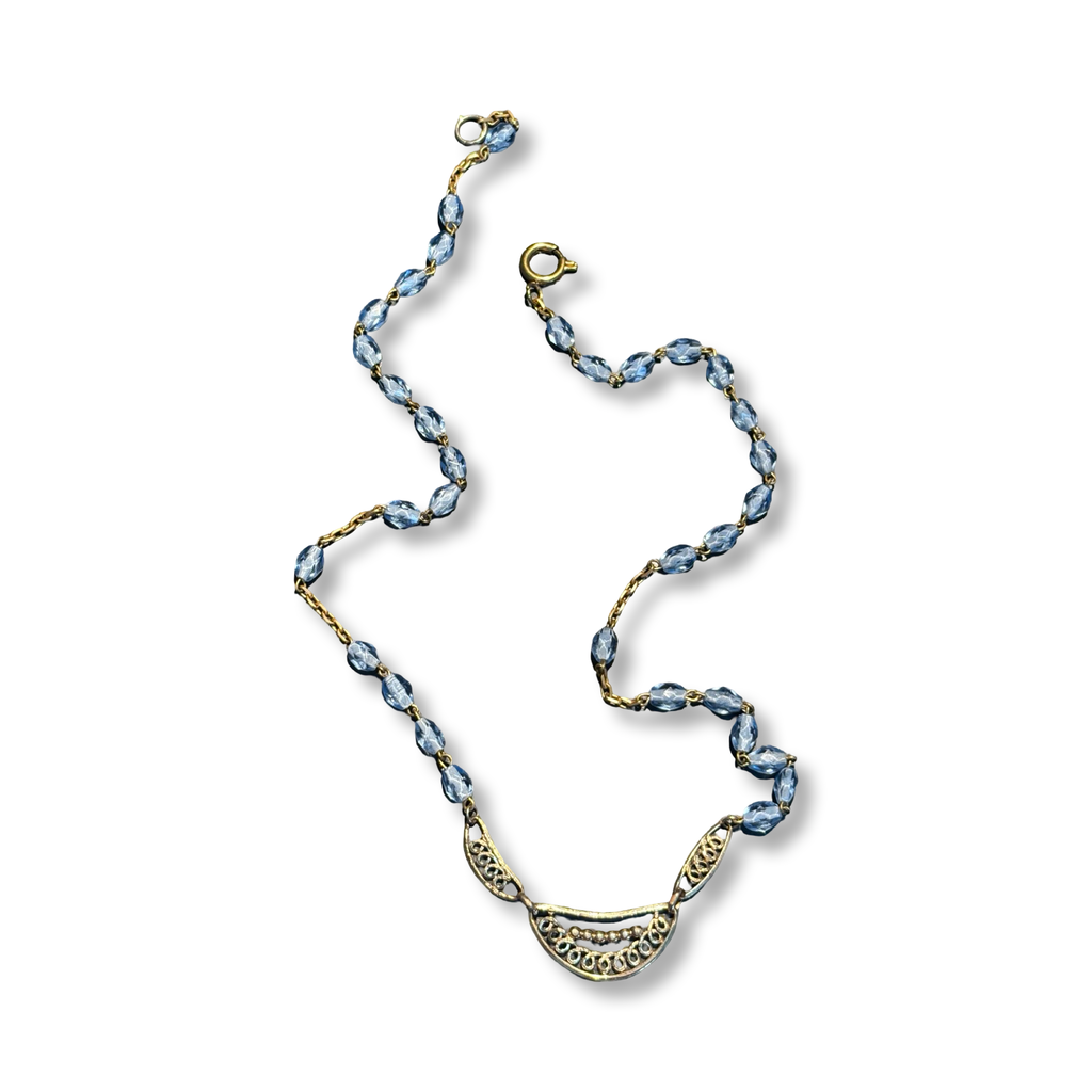 Collier chapelet bleu et motif ancien en filigrane
