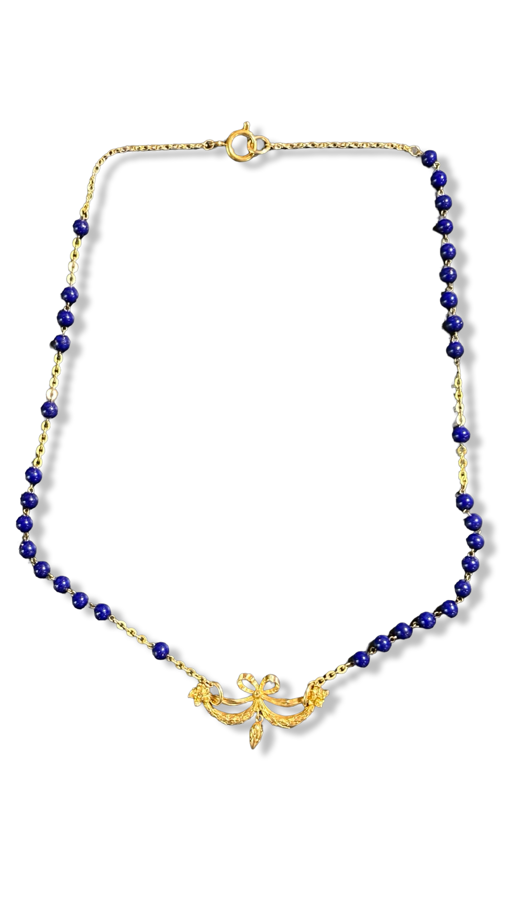 Collier chapelet bleu et motif 18e