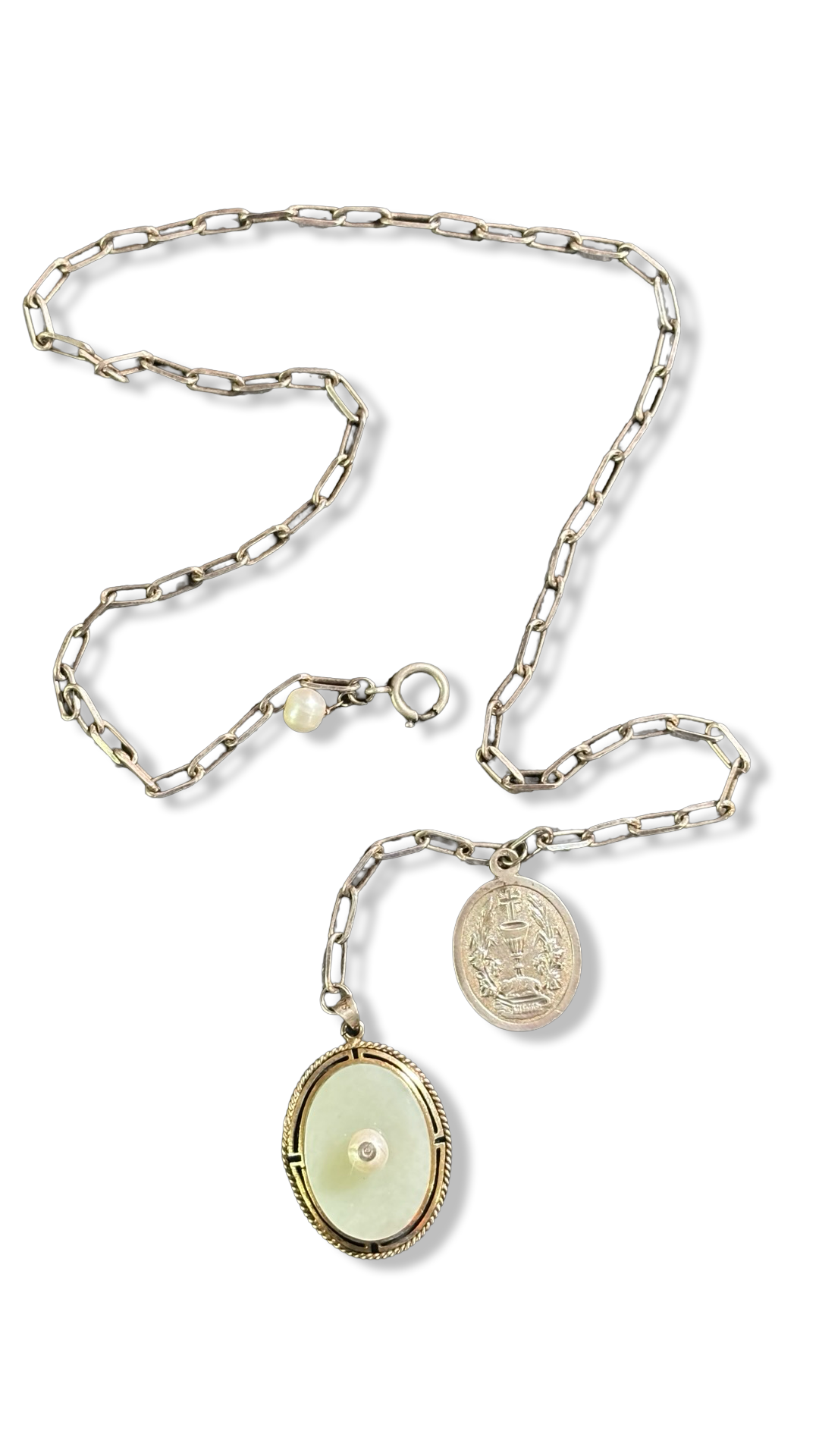 Collier lasso en argent, médaille de communion et jadéite