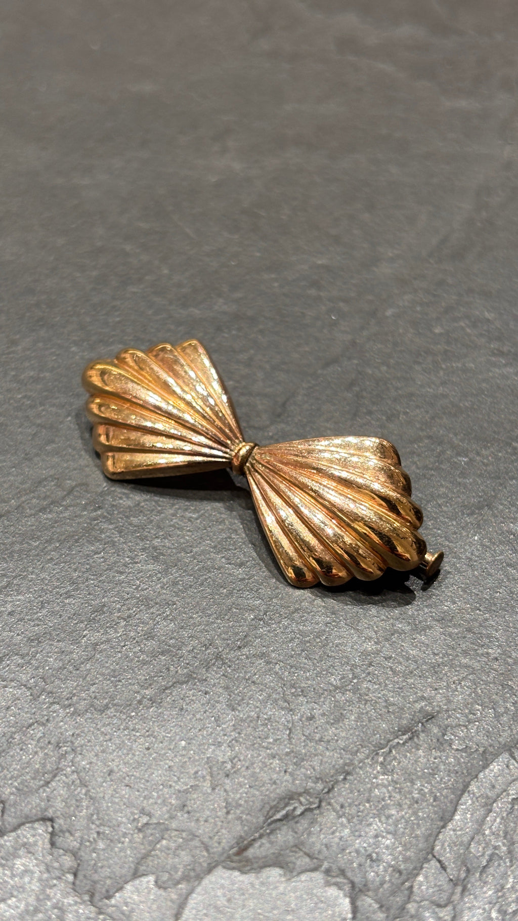 Broche en noeud Art Deco