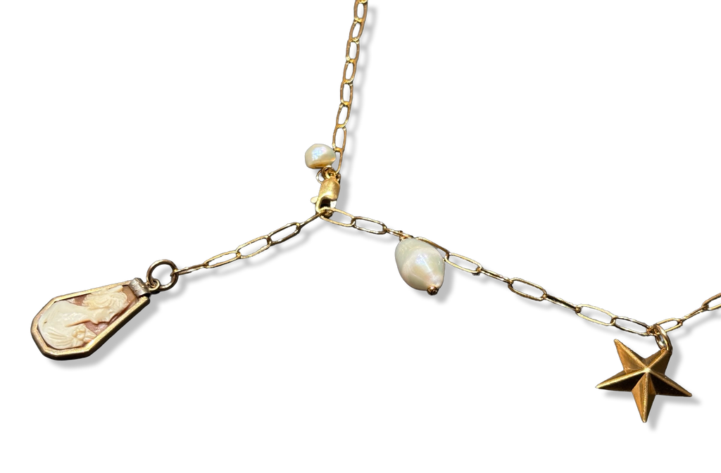Collier lasso , Camee Art Deco et perle fantaisie