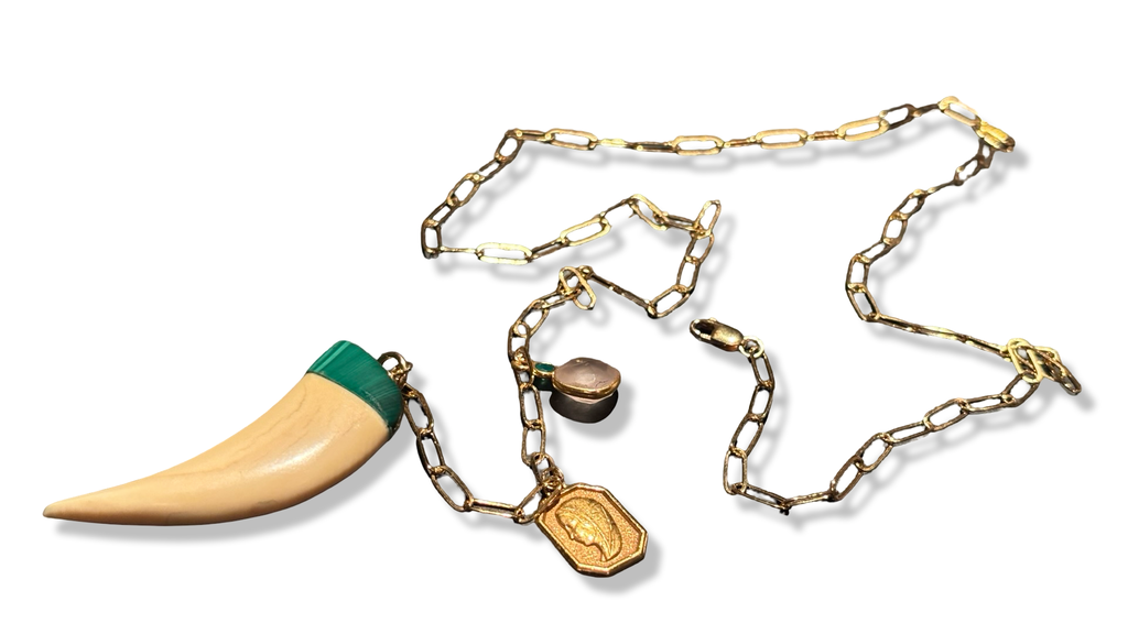 Collier lasso, corne en os et Malachite, Vierge au voile et Quartz rose